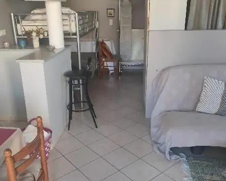 Maison Le Trefle Argente *