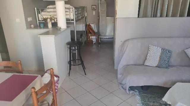 Maison Le Trefle Argente *